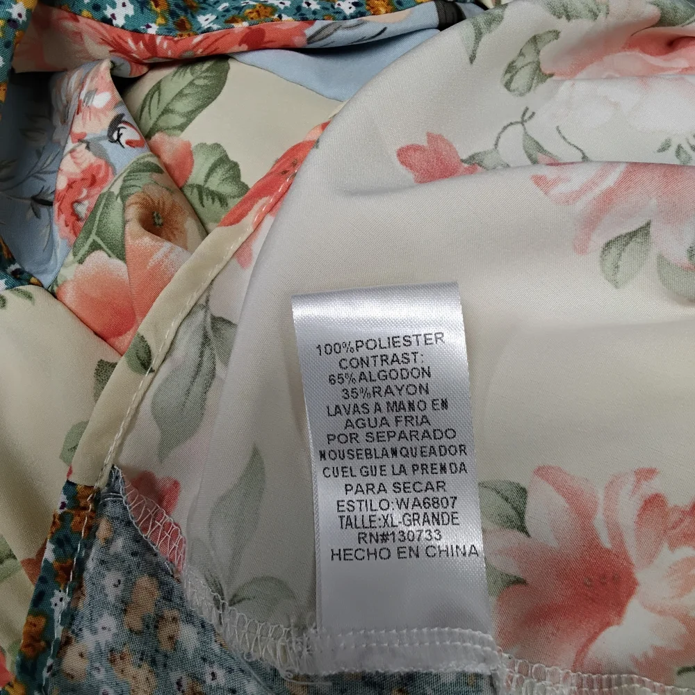 3842 Size XL Umgee Blue and Pink Floral Blouse - Picture 8 of 8